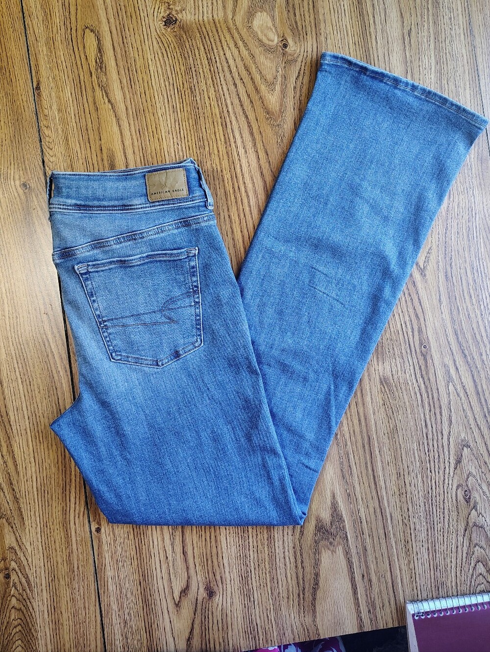 American Eagle Kick Bootcut Mid Rise Women's Jeans Medium Wash sz 10. - Picture 6 of 16